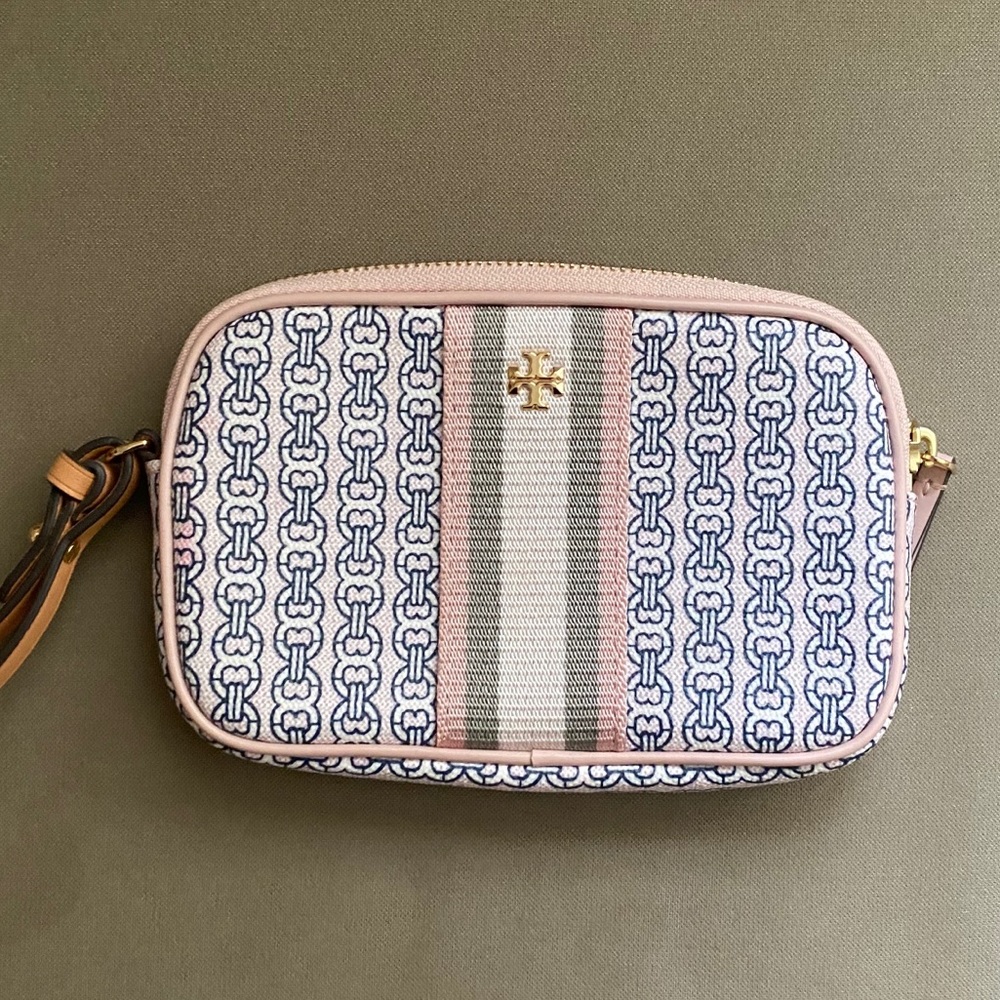 Tory Burch Wristlet